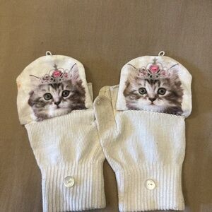 Cute Kitten Mittens with Crown Design